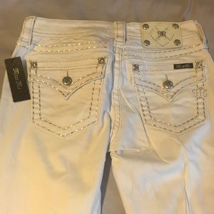 Miss Me NWT White with silver thread jeans